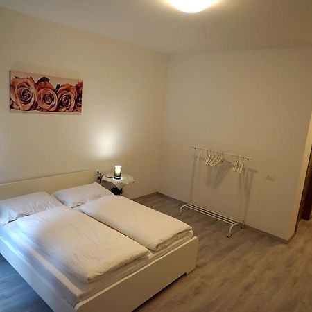 Toby'S Rooms Больцано Экстерьер фото